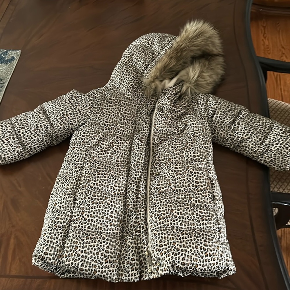 GAP - size 4 girls - ultra max WARMEST winter coat. Leopard print with fur hood